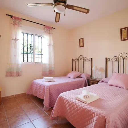 Conchi By Spainsunrentals 1091